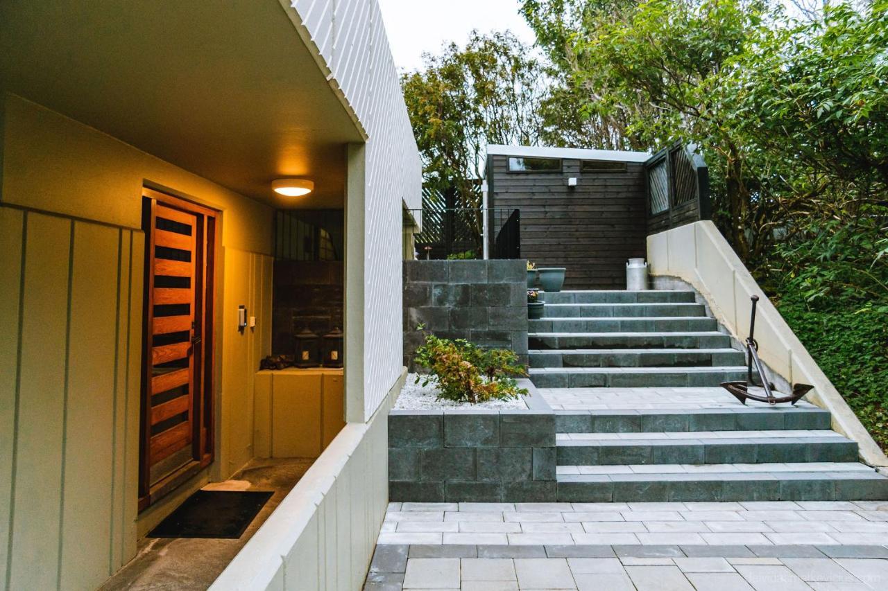 Smart Luxury - Private Gym, Hot Tub & Sauna Keflavík Exterior foto